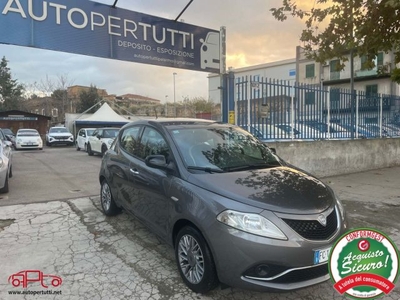 2016 LANCIA Ypsilon