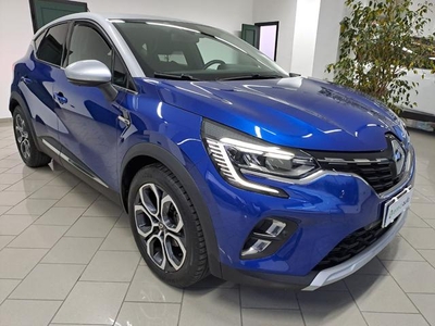 2021 RENAULT Captur