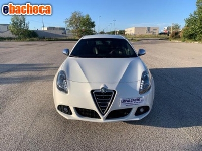 Alfa romeo - giulietta -..