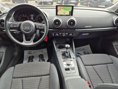 AUDI A3 SPORTBACK SPB 30 TFSI Business