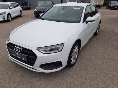 Audi A4 40 TDI quattro S tronic Business 140 kW