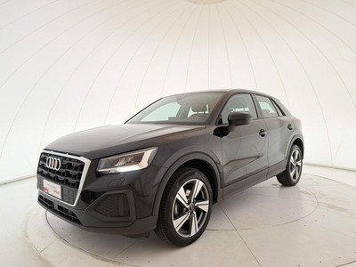 Audi Q2 35 1.5 tfsi admired