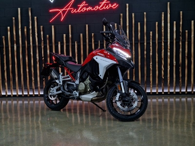 Ducati Multistrada V4 S 2021 Akrapovic