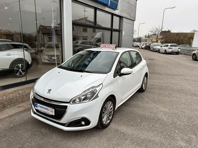 Peugeot 208 ACTIVE PureTech 82 5 p. NEOPATENTATI