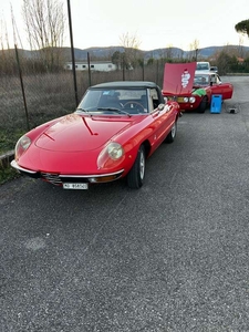 Usato 1972 Alfa Romeo Spider 1.6 Benzin 109 CV (27.000 €)