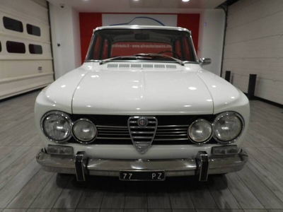 Usato 1973 Alfa Romeo Giulia 1.3 Benzin 89 CV (19.800 €)