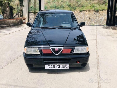 Usato 1992 Alfa Romeo 33 1.4 Benzin 88 CV (5.900 €)