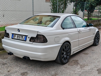 Usato 1999 BMW 323 2.5 Benzin 170 CV (12.000 €)