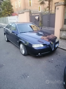 Usato 2005 Alfa Romeo 166 2.4 Diesel 175 CV (1.500 €)