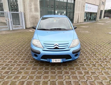 Usato 2005 Citroën C3 1.1 Benzin 60 CV (2.200 €)