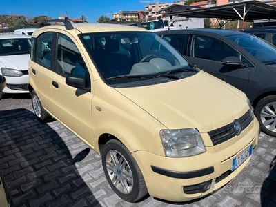 Usato 2005 Fiat Panda 1.2 Diesel 69 CV (2.600 €)