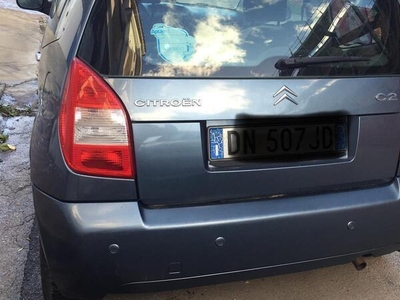 Usato 2008 Citroën C2 Benzin (1.800 €)