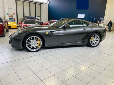 Usato 2009 Ferrari 599 6.0 Benzin 620 CV (155.000 €)