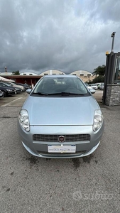 Usato 2009 Fiat Grande Punto 1.4 CNG_Hybrid 77 CV (3.900 €)