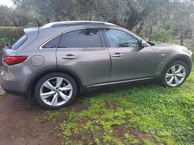 Usato 2009 Infiniti Fx37 LPG_Hybrid 320 CV (14.900 €)