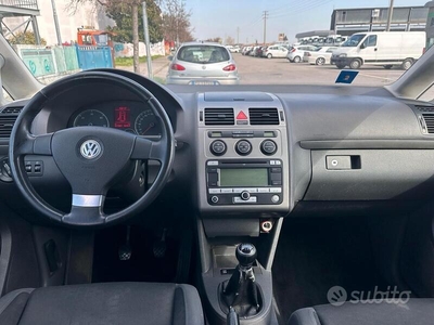 Usato 2009 VW Touran 1.9 Diesel 105 CV (5.200 €)