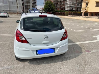 Usato 2010 Opel Corsa LPG_Hybrid (4.650 €)