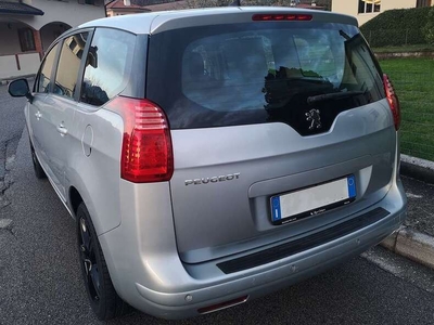 Usato 2011 Peugeot 5008 2.0 Diesel 150 CV (6.000 €)