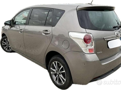 Usato 2014 Toyota Verso 1.6 Diesel 111 CV (8.900 €)