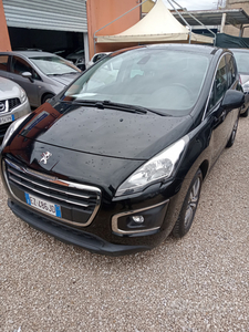 Usato 2015 Peugeot 3008 1.6 Diesel 120 CV (8.500 €)