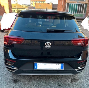Usato 2018 VW T-Roc 1.5 Benzin (21.000 €)