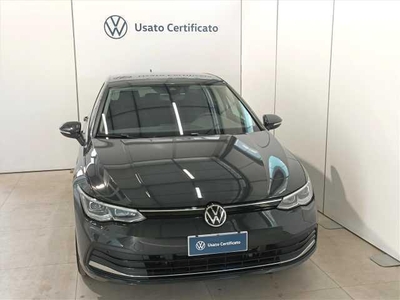 Usato 2020 VW Golf VIII 1.5 Benzin 131 CV (23.900 €)