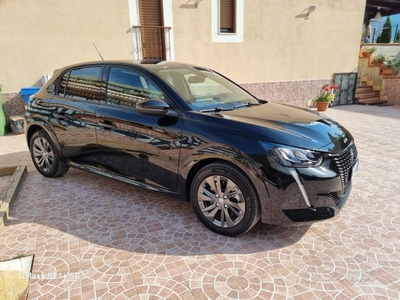 Usato 2021 Peugeot e-208 El 185 CV (22.500 €)