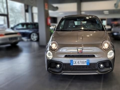 Usato 2022 Abarth 500C 1.4 Benzin 165 CV (22.950 €)