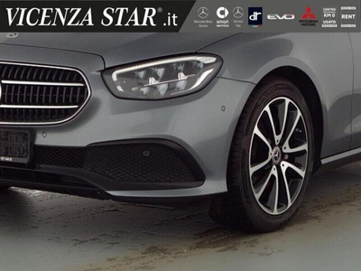 Usato 2022 Mercedes 200 2.0 El_Hybrid 197 CV (47.500 €)