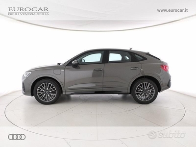 Usato 2024 Audi Q3 1.4 Benzin (58.900 €)