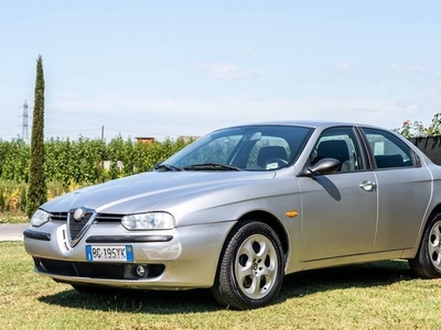 Usato 1999 Alfa Romeo Alfa 6 2.0 Benzin 155 CV (5.000 €)
