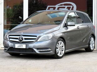 Mercedes-benz B 180 BlueEFFICIENCY Premium | Benzina