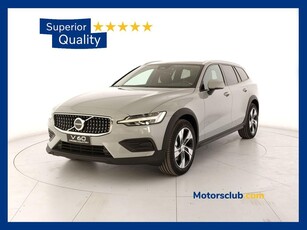 Volvo V60 Cross Country B4