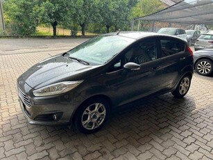 FORD FIESTA 1.5 TDCi 75CV 5 porte Titanium OK NEOPATENTATI