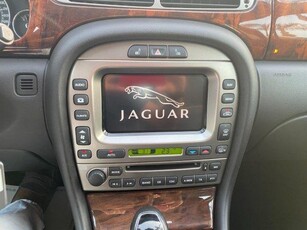 JAGUAR X-TYPE 2.2D cat aut. Premium Luxury cDPF