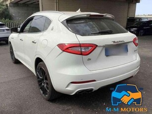 MASERATI LEVANTE V6 Diesel 275 CV AWD Gransport