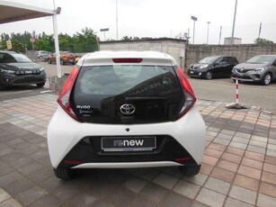 TOYOTA AYGO Connect 1.0 VVT-i 72 CV 5 porte x-play