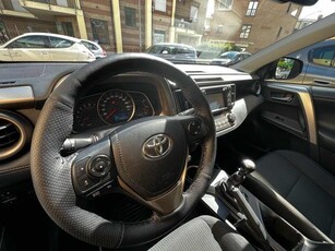 TOYOTA RAV4 2.0 D-4D 2WD Active