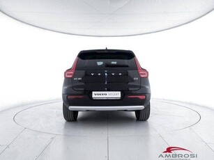 VOLVO XC40 D3 Geartronic Momentum Pro