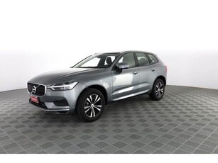 VOLVO XC60 D4-B4 AWD Geartronic Momentum