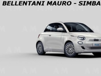 Fiat 500e Action Berlina 23,65 kWh nuovo