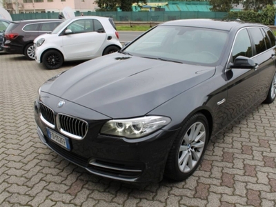 BMW Serie 5 Touring 520d Business usato