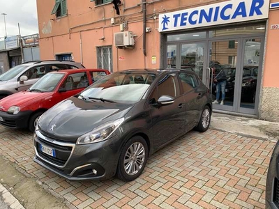 Peugeot 208 208 5p 1.2 puretech Allure 82cv- OK NEOPATENTATI