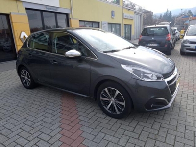 Peugeot 208 VTi 82 CV 5 porte Active usato