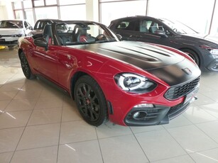 Abarth 124 Spider 170 CV