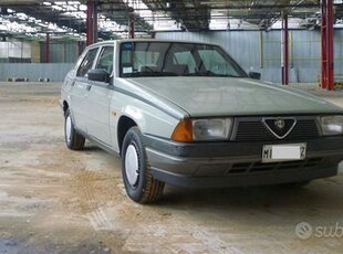 Alfa Romeo 75 1.6 Gabardine - 1986