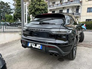 IVA DEDUCIBILE - Porsche Macan T 2.0 265cv - TETTO