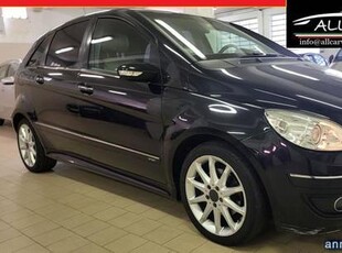 Mercedes Benz B 200 CDI Sport (T245) Leini'