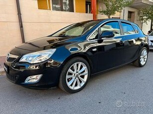 Opel Astra 5p 1.7 CDTI 
