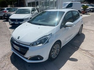 Peugeot 208 1.2 per neopatentati